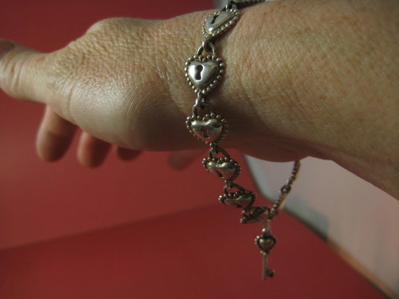 SWEETEST love bracelet  Hearts  Key & lock charms… - image 6