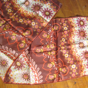 Cheerful flowers rectangular oblong scarf in browns