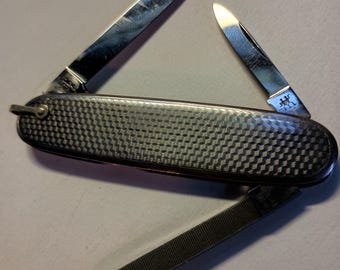 J A Henckels pocket knife 3 blade