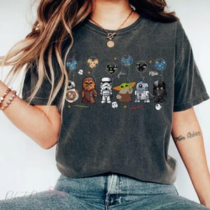 Star Wars Character Shirt, Star Wars Disney Balloon Tee, Star Wars gift Shirt, Star War T-shirt, Baby Yoda, Star war Disneyland Vacation Bild 3