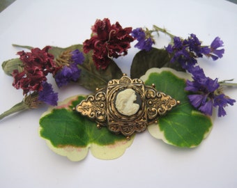LISNER Marked Retro Victorian Brooch with Gold Plated Top