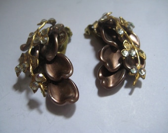 Vintage Miriam Haskell Style Clip On  Earrings with Plastic Petals and Rhinestone Accent