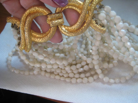 BRANIA 10 Strand 50s Ivory and Gold Knots Necklac… - image 3