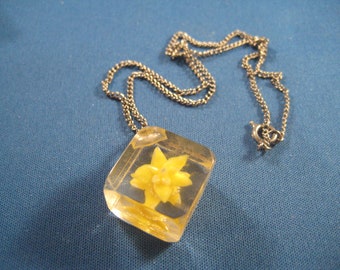 Back Carved Yellow Flower in Cube Shaped Lucite Pendant on Silver Tone 16 inch Chain from the 40s