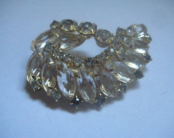 Unmarked Juliana Leaf Brooch with Crystal Navettes Chatons and Pear Cut Rhinestones