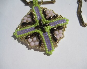 Pastel Herringbone and Peyote Stitch Pendant by Margaret Ellison