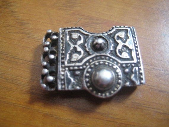 Beautiful Etruscan or Jerusalem  Unusual Sterling… - image 2