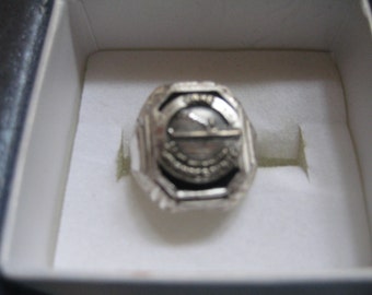 Lake Winnipesaukee Souvenir Ring Adjustable Shank Very Rare and Unusual
