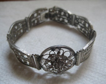 Vintge Sterling Filigree Link Bracelet Box Clasp and SafetyChain 8 Inches Long