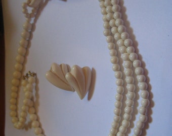 80s Lucite Necklace and Pierced Post Earrings in Ivory Color So Lovely