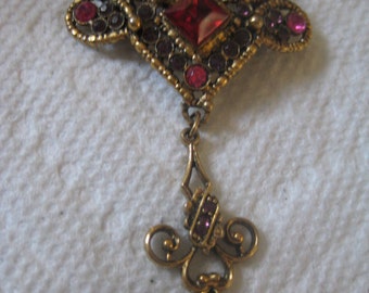 Rare Edlee Rhinestone Brooch in Fuchsia Amethyst and Ruby Rhinestones with Faux Pearl Drop