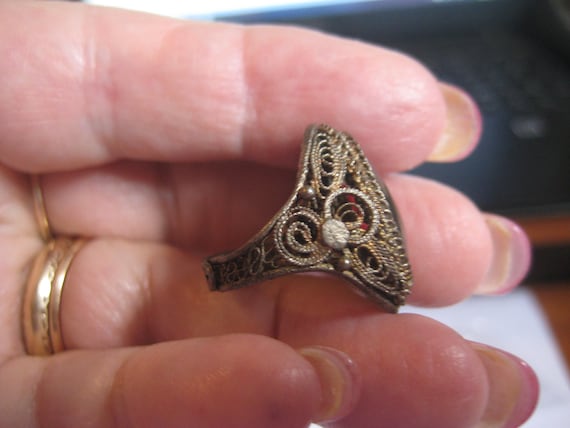 1920s  Chinese Import Mens Adjustable Shank Ring with Asian Man Picture Under Glass View 2
