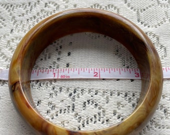 Marbled Dark Butterscotch Bakelite Bangle Bracelet 3/4” wide 3 3/8” in diameter