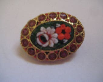 Vintage Mosaic Oval Pin  in Gold Plate Red and White Flowers on Green Backing