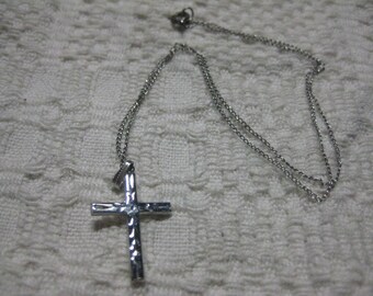 Sterling Silver Childs Etched Cross and 15 Inch Chain