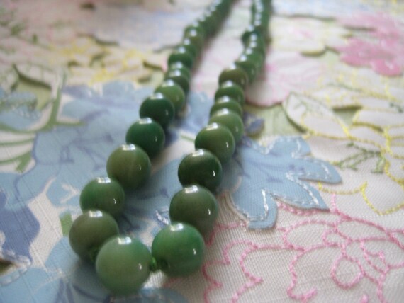 Natural Color Jade Beads Hand Tied with Silk and … - image 2