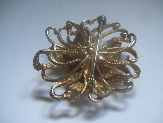 HAR Gold Plated Flower with Stamens Topped with R… - image 2