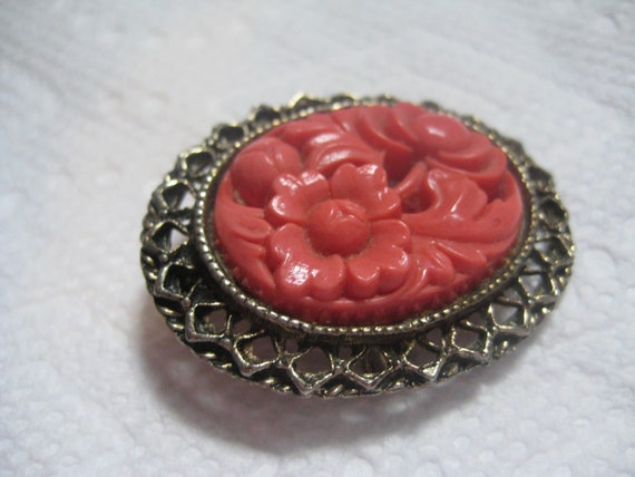 JAPAN Vintage Coral Colored Molded Glass Flower Ca