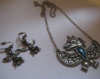 Thunderbird Necklace and Clip On Earrings in Silver Tone Metal with Faux Turquoise Cabochond