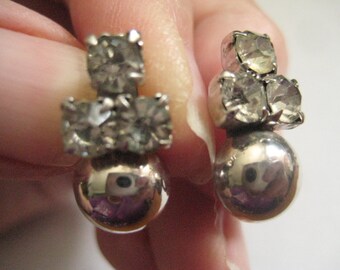 1/20th 12KT. White Gold Filled Screwback Earrings  50s Vintage Jewelry Simple Yet Elegant