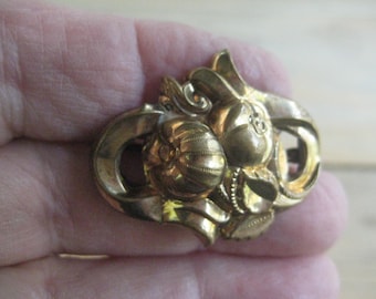 Antique Victorian or Edwardian Pin Gold Plated Ribbon and Flowers