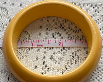 Egg Yolk Bakelite Bangle Bracelet 3/4” wide 3 3/8” in diameter