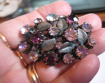 MADE IN AUSTRIA Shades of Purple Oval Brooch Very Lovely
