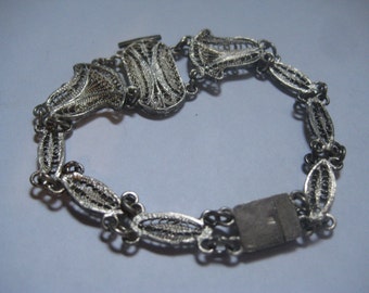 Sterling Egyptian Revival Filigree Link Bracelet with Cartouche of Pharoahs Lotus Blossoms and Box Clasp