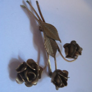 HSB  1/20th 12Kt Gold Plated Three Roses  Pin