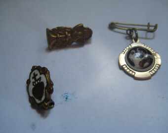 3 Religious PIns in Gold Tone with Enamel and Plastic