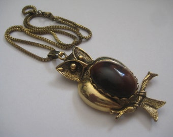 Goldtone Owl Pendant with Brown Cabochon Belly and 18" Box Chain
