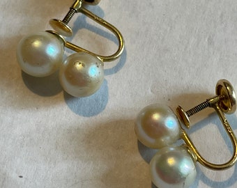 14k Yellow Gold Double Pearl Screwback  Earrings 3.15gms