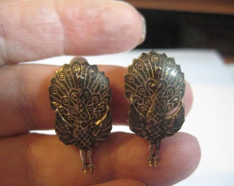 Siam Sterling Niello Hinged Peacock Clip On Earrings Marked STERLING MADE in SIAM