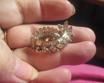 JOMAZ Joseph Mazer Rhinestone Clip On Earrings from the 50s