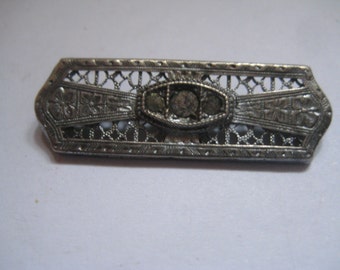 Antique Edwardian Bar Pin Trilogy Style with Filigree Work