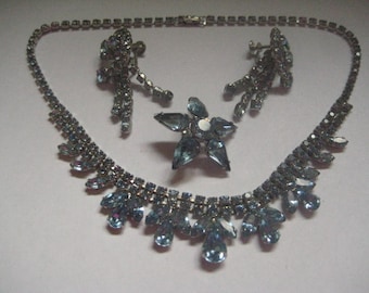 Parure of Light Sapphire Rhinestones in Pear Navette and Chaton Cuts Choker Screw Back Earrings and Star Pin