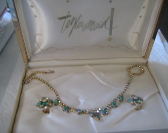 Vintage Taylor Maid Emerald AB and Crystal AB Demi of Choker and Clip On Earrings in Original Blue Velvet Box