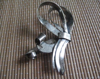 STERLING CRAFT by CORO Ribbon Pin Mid to Late 40s Pin