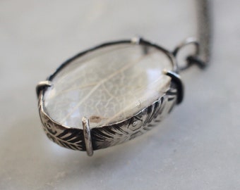 LARGE Leaf Skeleton Looking Glass Pendant  |||  Real Glass Pressed Leaf Oval Necklace