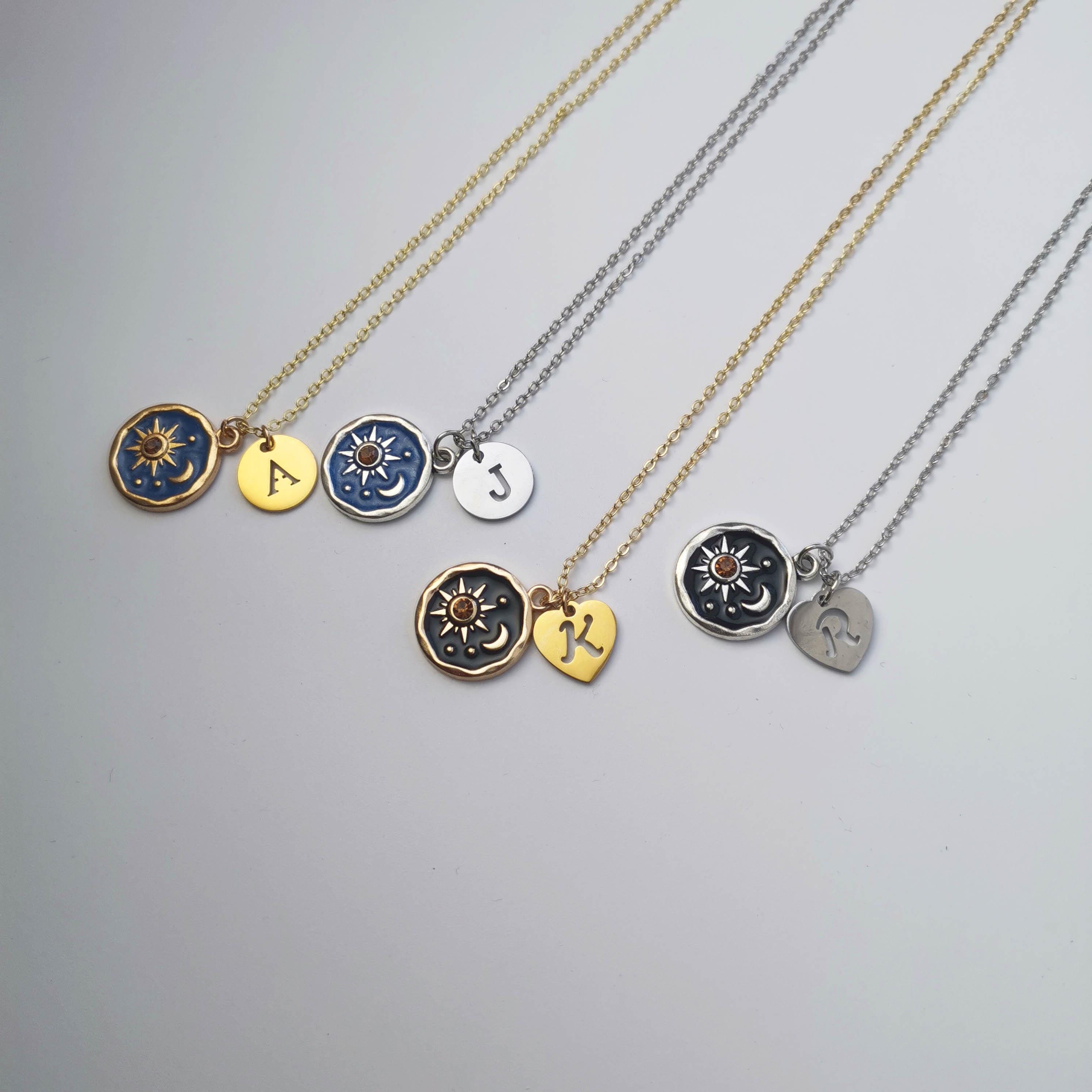 Ceinture Métal Vintage Avec Pendentif Lune étoile Soleil - Taille Unique - Neuf Avec étiquettes