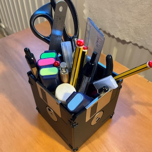 Handmade Floppy Disk Desk Tidy: Repurposed Techie Gift