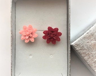 Mismatched/ Asymmetrical Summer Flower Earrings Post Earrings Small floral Studs for Girl Minimalist Earrings Gift for Her by enchantedbeads