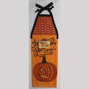 Kitchen Towel Quilted Top with Ties HAPPY HALLOWEEN boo PUMPKIN Plush 103B image 1