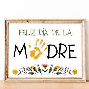 Feliz Dia da Mãe, Artesanato com Impressão de Mãos em Espanhol, Presente de Dia das Mães para Imprimir para Mamãe, Cartão Floral de Lembrança, Atividade Pré-Escolar