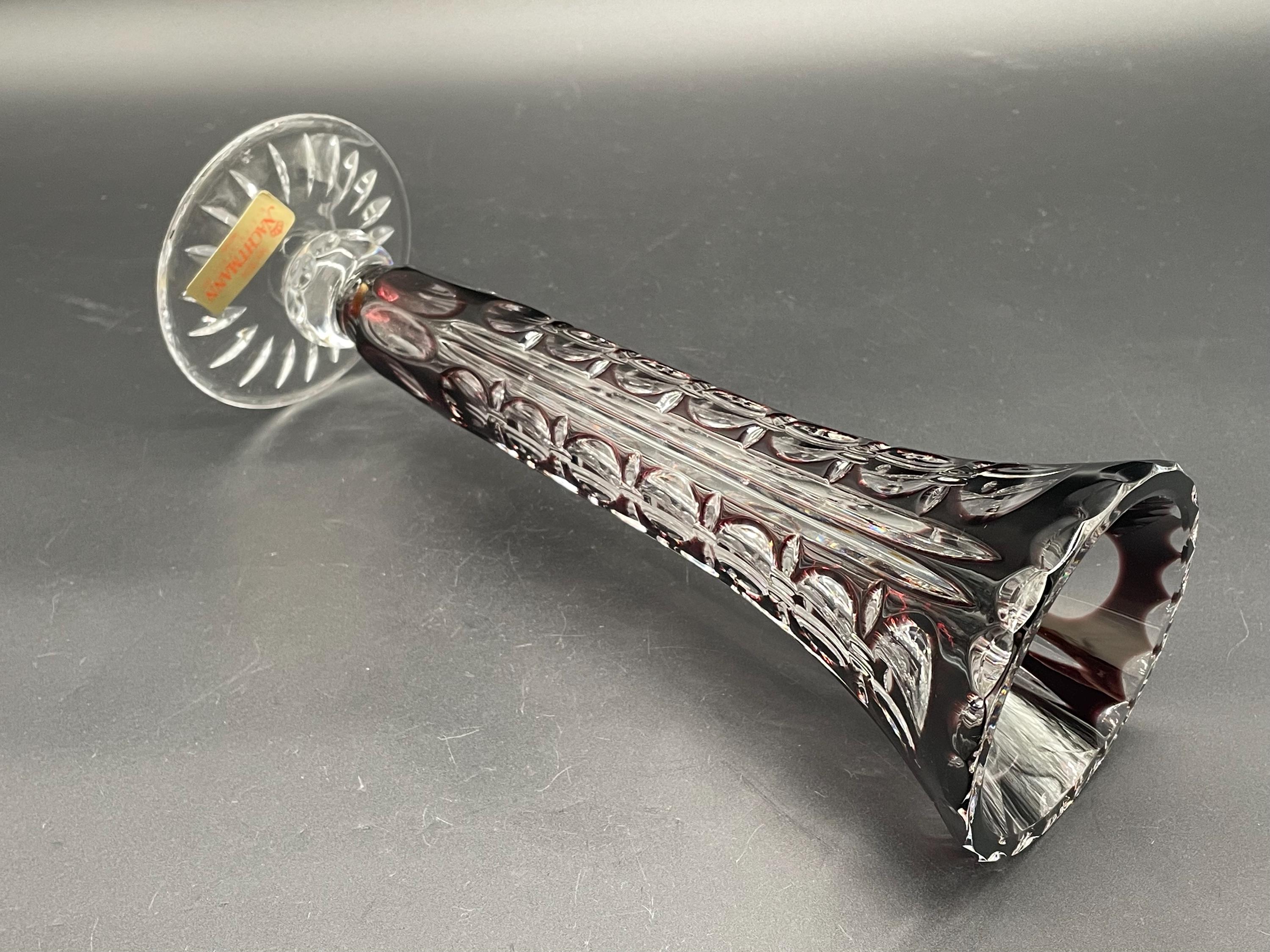 ナハトマン ルビーレッドクリスタル花瓶 – ドイツ製ハンドカット鉛