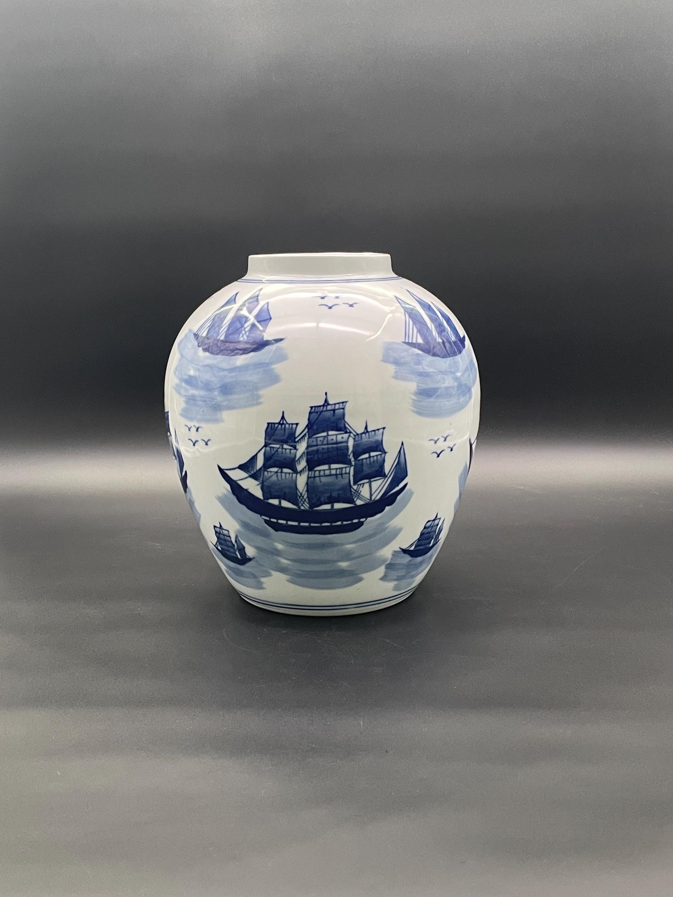 し*ん様 【中古】VESSEL Player 2.0 14way 白紺 チューブ Blue and White Porcelain Vase With Sailing Ships – Chinese
