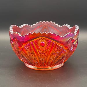 Rare Large Ruby Carnival Glass Centerpiece Bowl – Indiana Glass Co. Heirloom Series – Hand Made – 1967–1972 – 2 kg