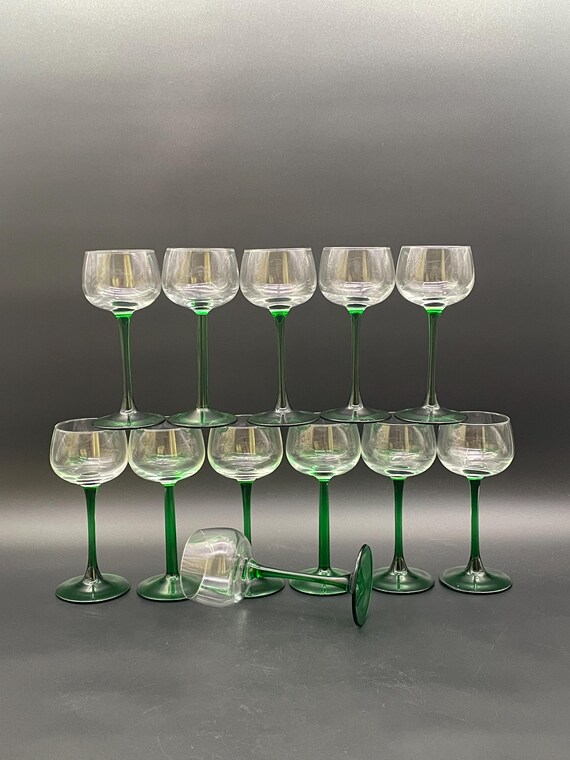 wine glasses for mother's day Happy Birthday Mother's Day Wine Glass Mom Mother Gift – Julies Heart main image 0