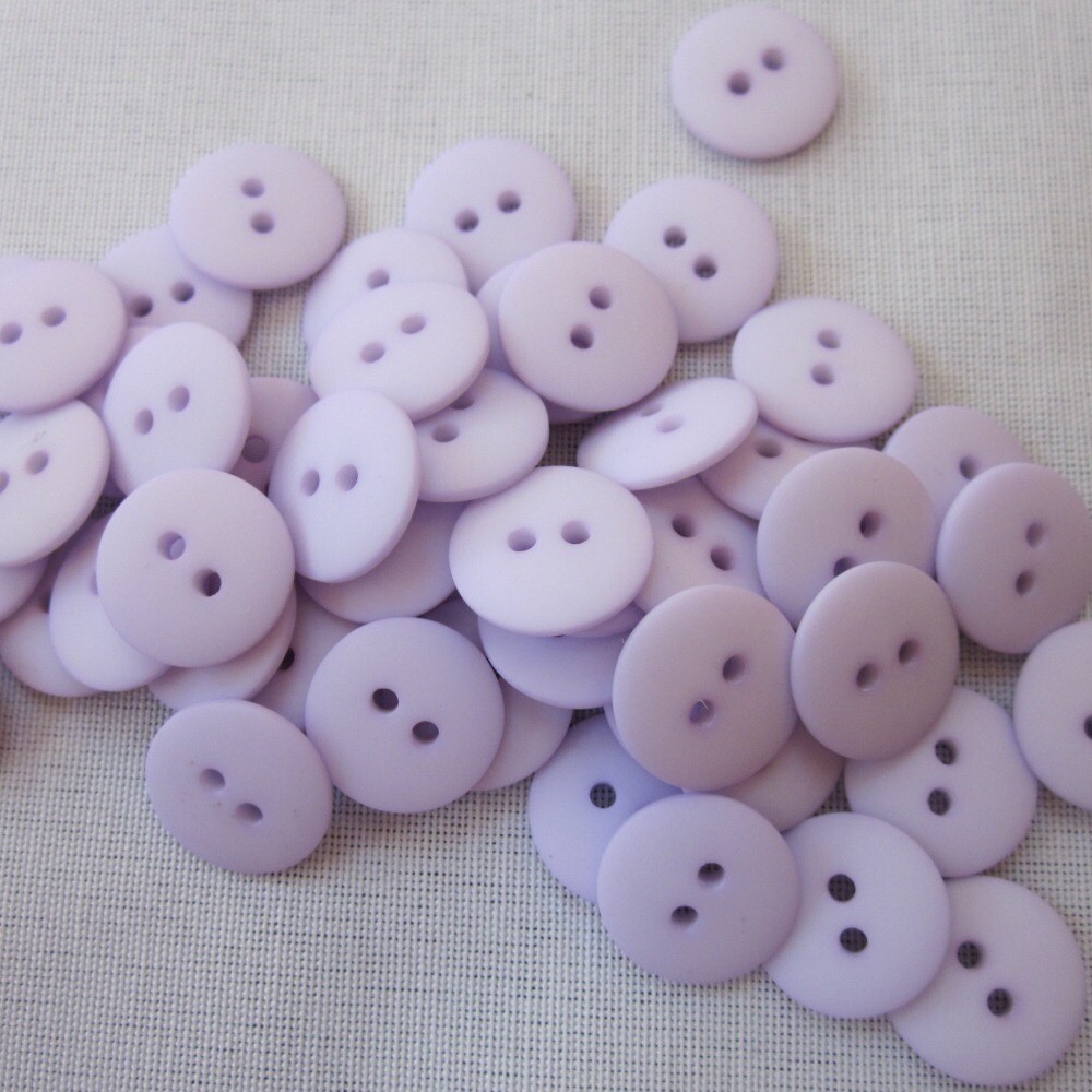 48 Small Pale Lilac Buttons Etsy