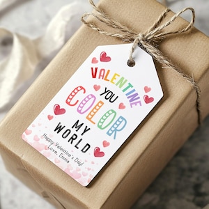 Modèle d'étiquette cadeau Saint-Valentin arc-en-ciel, crayons de couleur modifiables, imprimable, vous colorez les étiquettes de la Saint-Valentin du monde, enfants Saint-Valentin, téléchargement immédiat